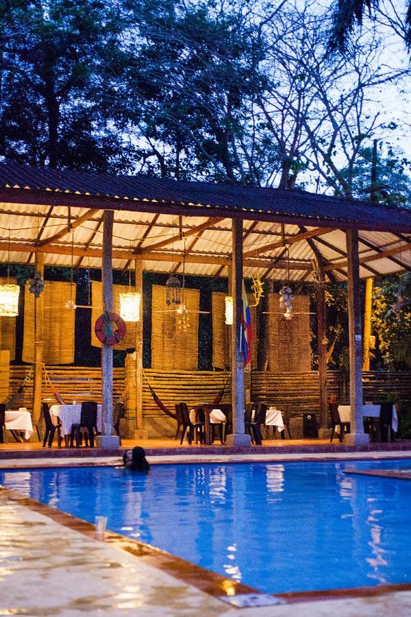 Hotel Restaurante Selva Negra Turbaco 外观 照片